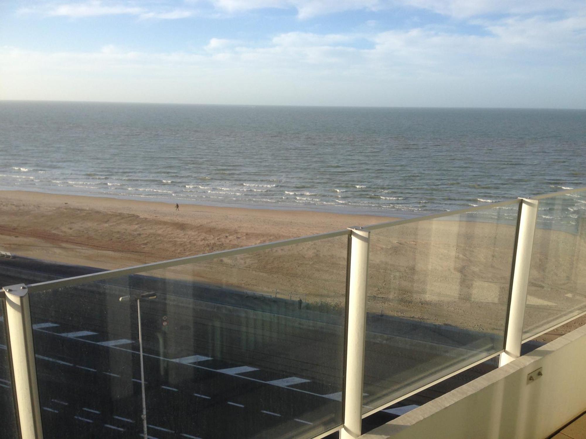 Raversijde With Seaview Ostenda